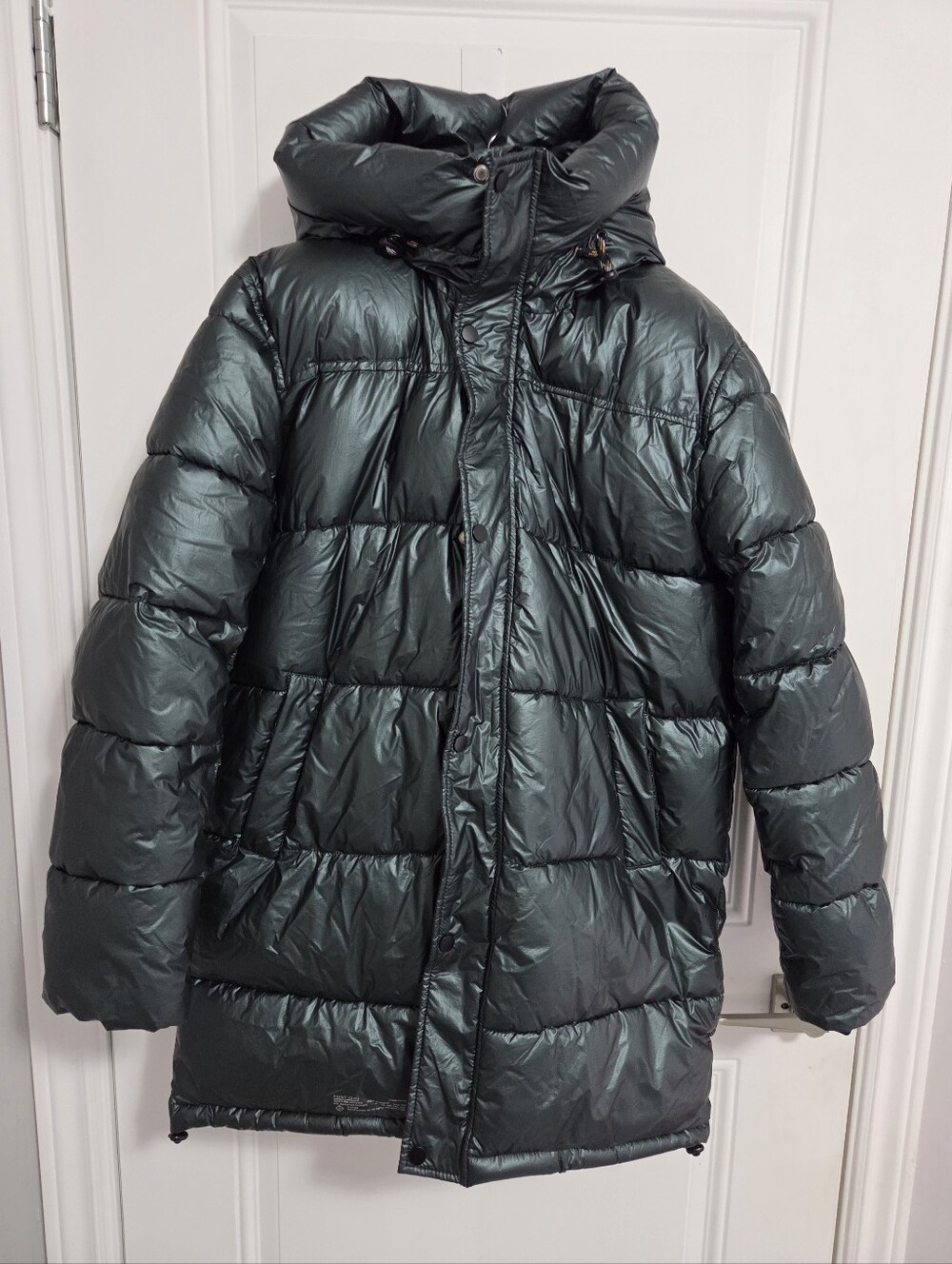 NWT - Point Zero Women's Shiny Metallic Puffer Jacket For Up To -35c - Size M